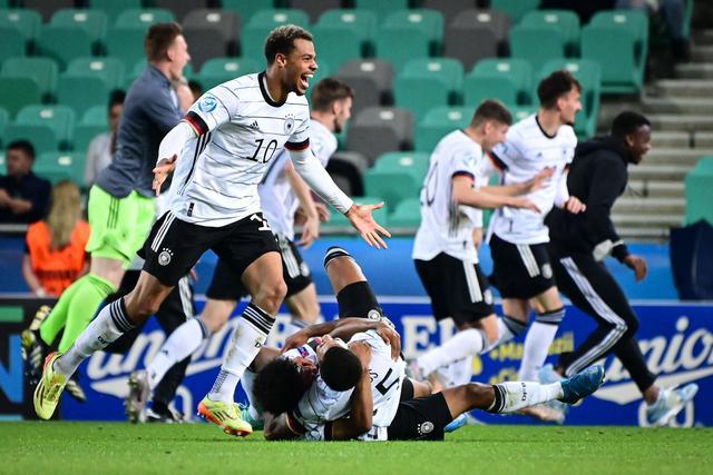 足球团体活动策划